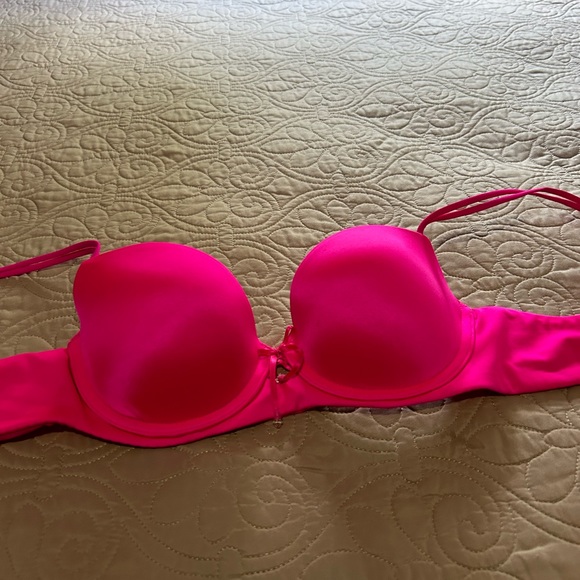 Victorias Secret Bra - Picture 1 of 3